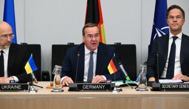 Germany pledges $2bn in military aid for Ukraine as Kyiv seeks more funds | Conflict News