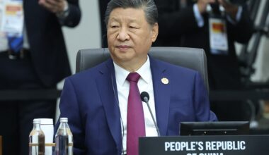 China’s Xi takes centre stage at APEC, meets leaders as Trump snubs forum | News