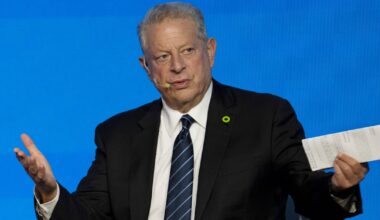 Fossil fuel industry exploiting Europe’s energy crisis, says Al Gore – POLITICO