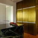 © Ricardo Faiani Fidalga Apartment / Gurgel D’Alfonso Arquitetura - Interior Photography, Wood, Lighting, Glass