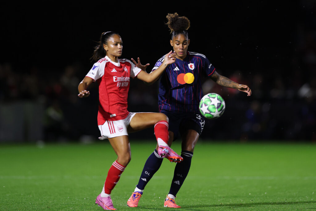 BOREHAMWOOD, ENGLAND - OCTOBER 07: Taylor Hinds of Arsenal battles for possession with Tarciane of OL Lyonnes during the UEFA Women's Champions League 2025/26 league phase match between Arsenal FC and OL Lyonnesat Meadow Park on October 07, 2025 in Borehamwood, England. (Photo by Justin Setterfield/Getty Images)