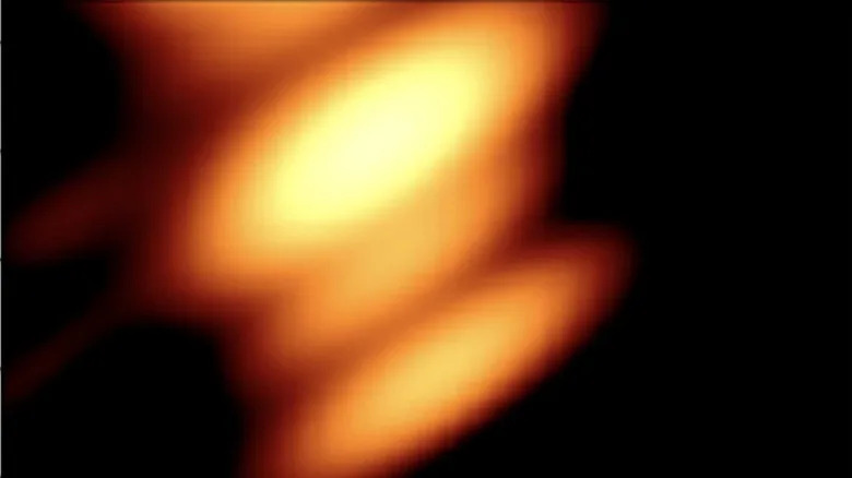 A close up of the radio image of the two black holes.