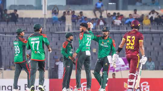 bangladesh-lost-in-a-super-over-finish