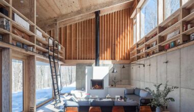 Seven double-height living rooms with a sense of high drama