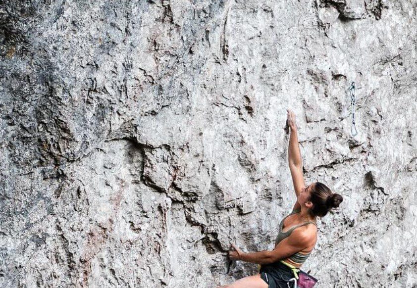 Ainhize Belar Barrutia Climbs 5.14d in Spain