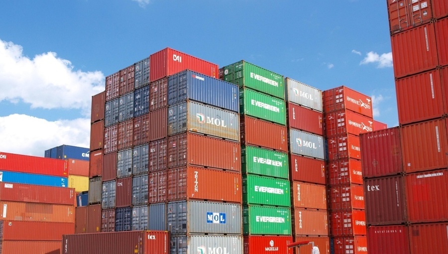 bne IntelliNews - Ukraine's trade deficit doubles to $42bn putting new pressure on an already strained economy