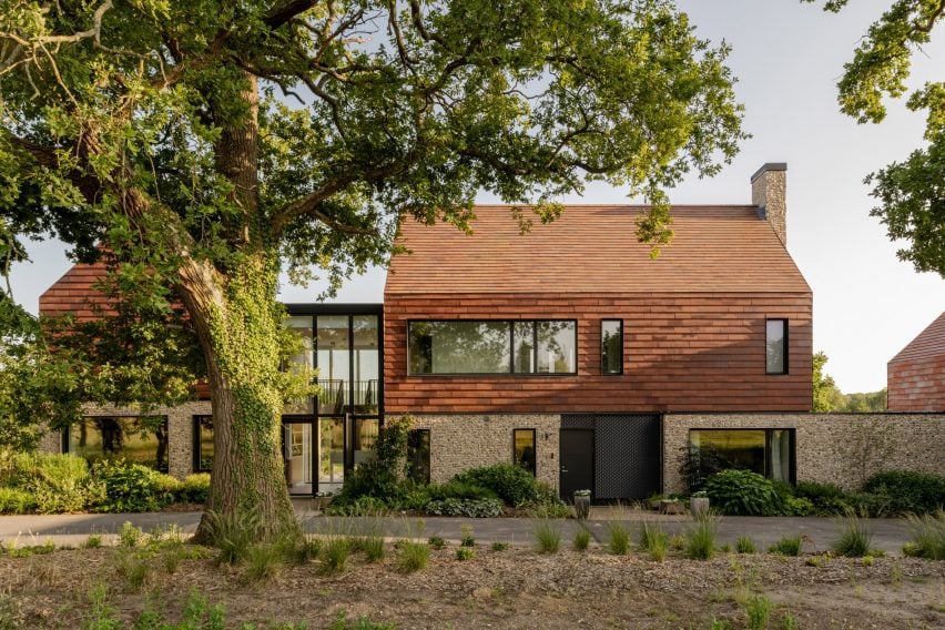 Bulls Barn house by Selencky Parsons