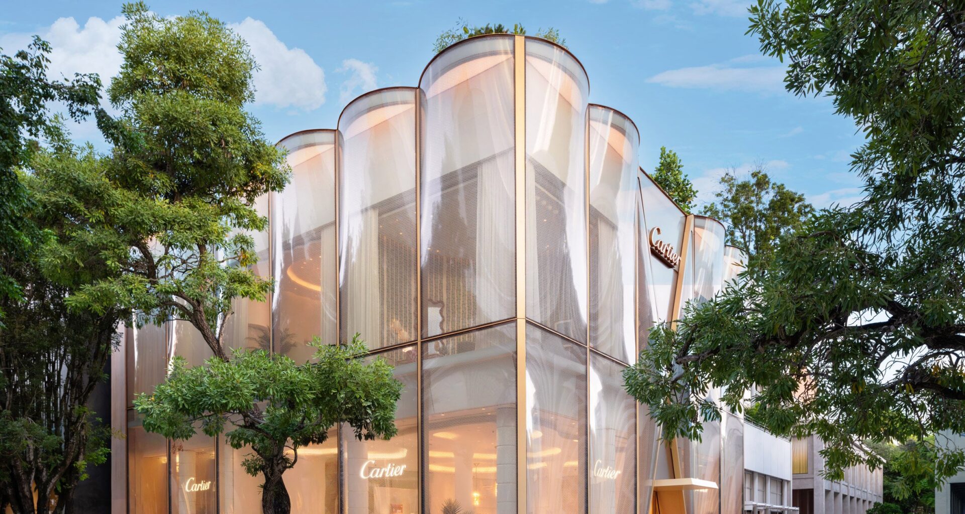 Diller Scofidio + Renfro Cartier wraps Cartier Miami in "undulating glass"