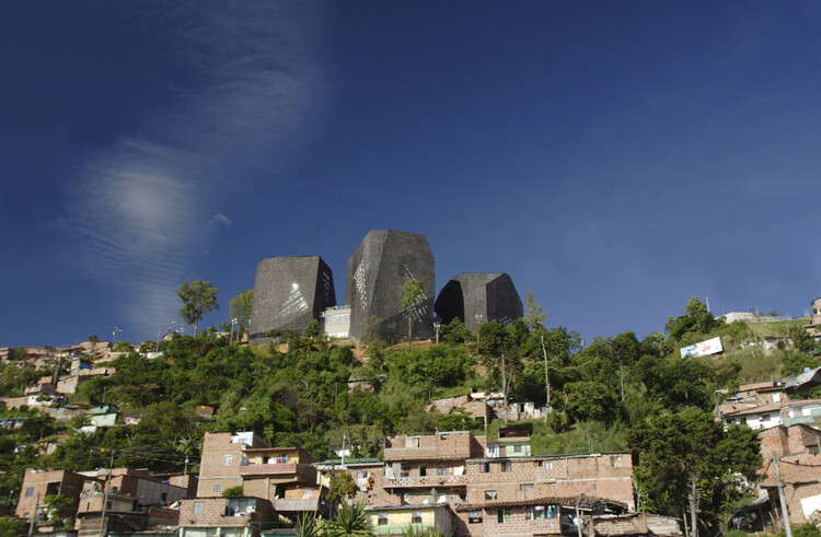 Architecture as Soft Power: Cultural Diplomacy and Its Role in Shaping Architectural Production - Image 14 of 25