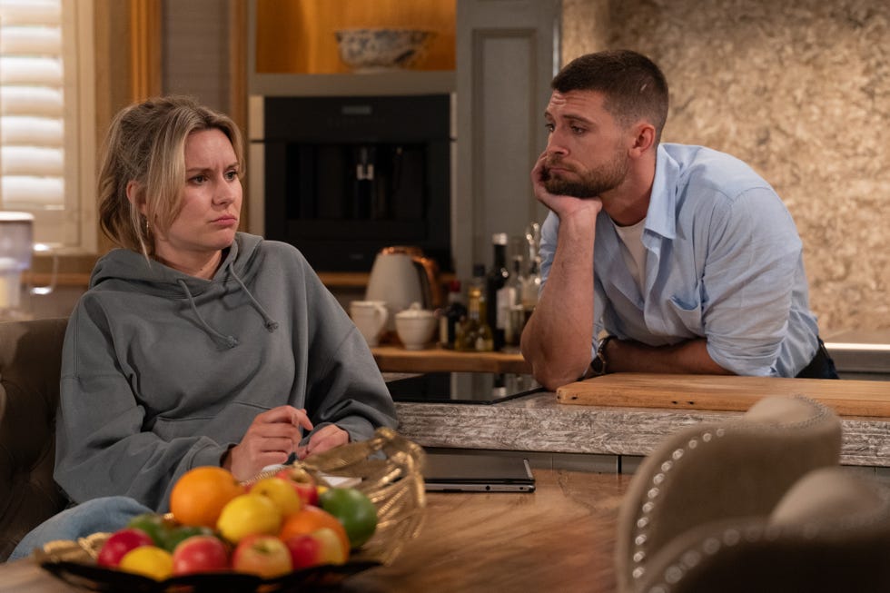 Joe Tate, Dawn Fletcher, Emmerdale joe tate, dawn fletcher, emmerdale