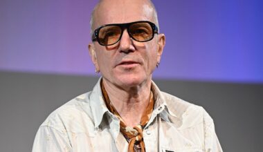 Daniel Day-Lewis Rejects Method Acting Criticism, 'Cult' Misconception