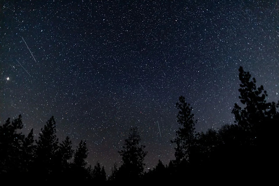 Northern Taurids Meteor over Oregon in the US. (PA)
