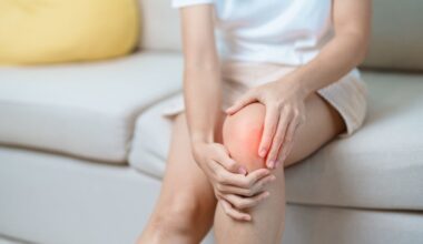 Exercises that help with knee pain - and the ones to avoid