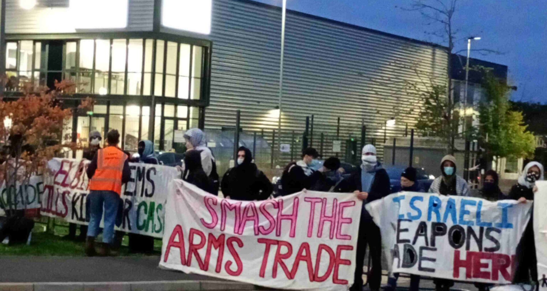 Bristol activists blockade Elbit - Freedom News