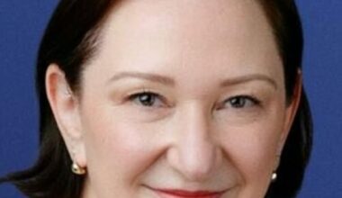 Toms names former Crocs veteran new CEO