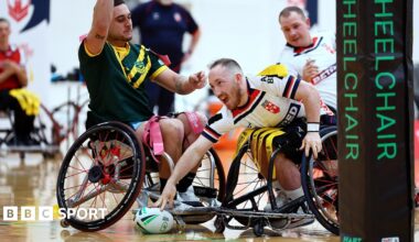 Nathan Collins scores a try