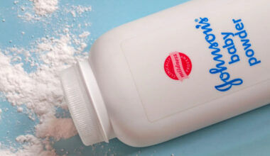 What we know as Johnson & Johnson sued by thousands in UK over talcum powder