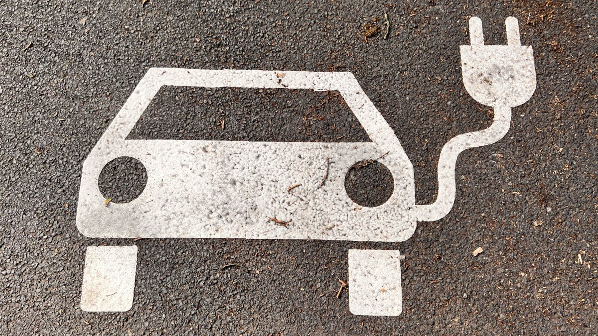 Study: The EU will fall well short of its 2030 charging target for electric cars