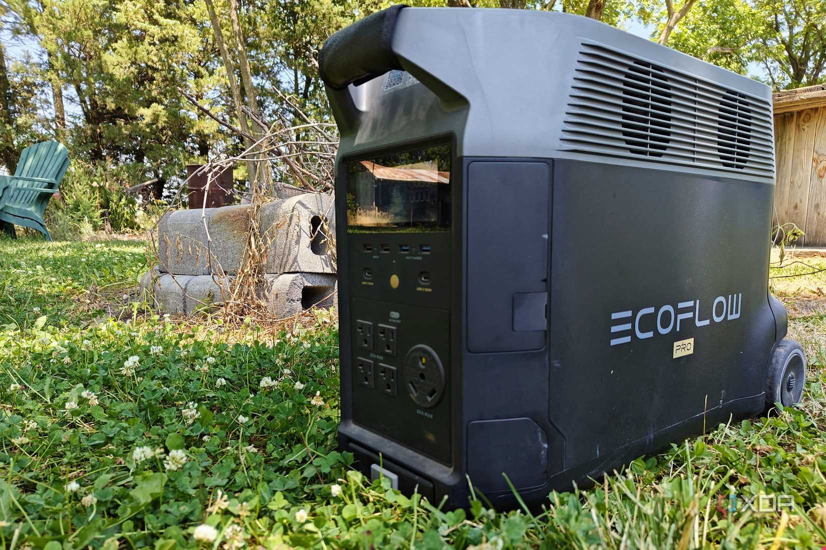 EcoFlow Delta Pro outside