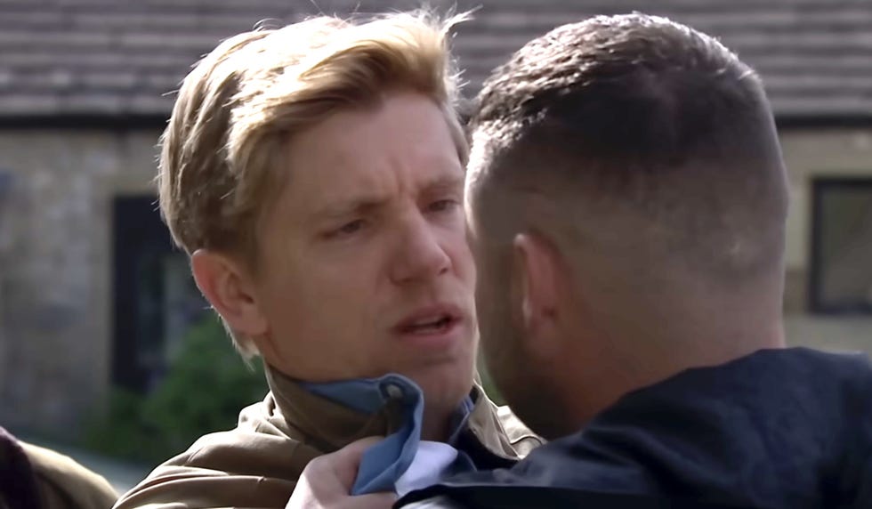 robert sugden aaron dingle emmerdale fight robert sugden aaron dingle emmerdale fight
