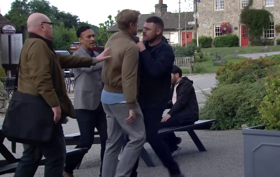 robert sugden aaron dingle emmerdale fight robert sugden aaron dingle emmerdale fight