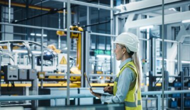 UK new car registrations boosted by new plate month | EY