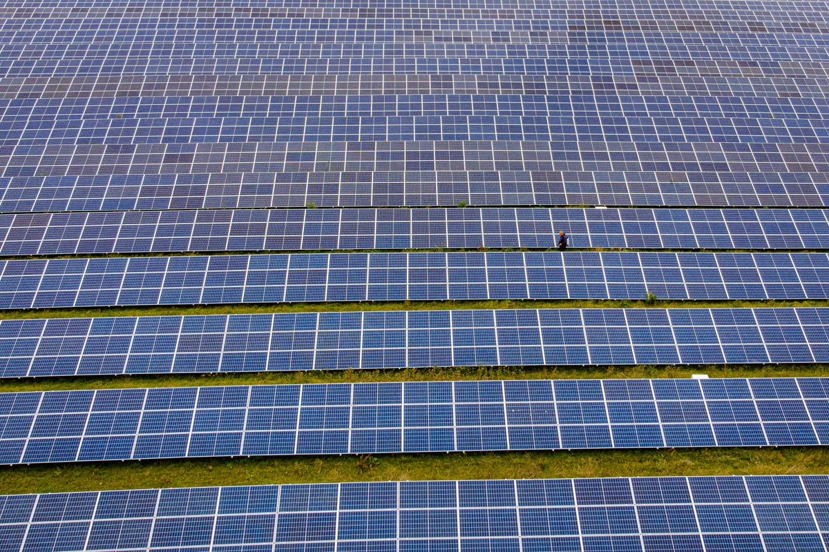 Clean power is right choice for UK to ‘bring down bills for good’