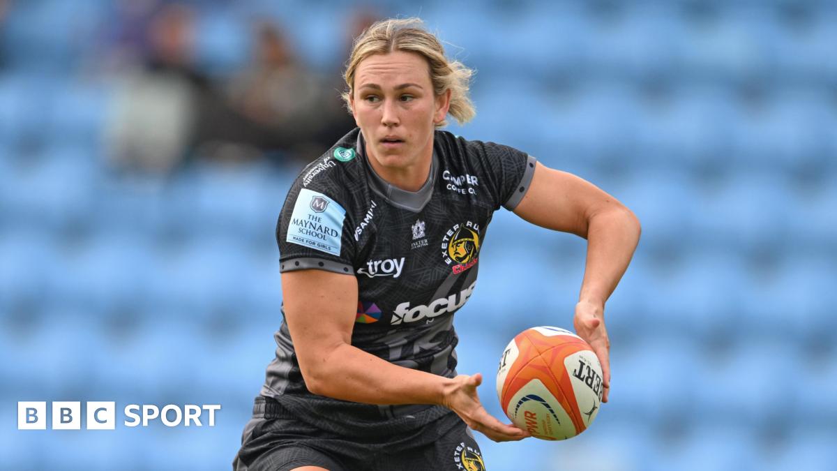 Liv McGoverne playing for Exeter Chiefs