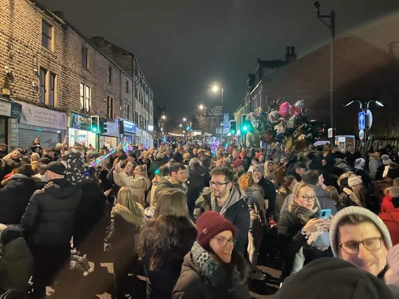 Appeal launched to back Farsley Christmas lights switch on