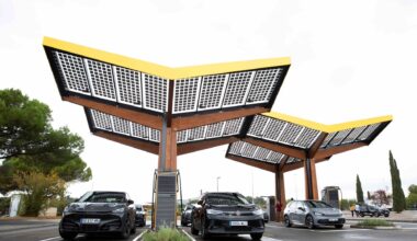 Fastned opens first two charging sites in Spain