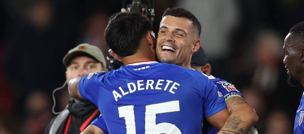 FPL notes: Solid Sunderland, Xhaka superb + why Gibbs-White was benched defenders defcon