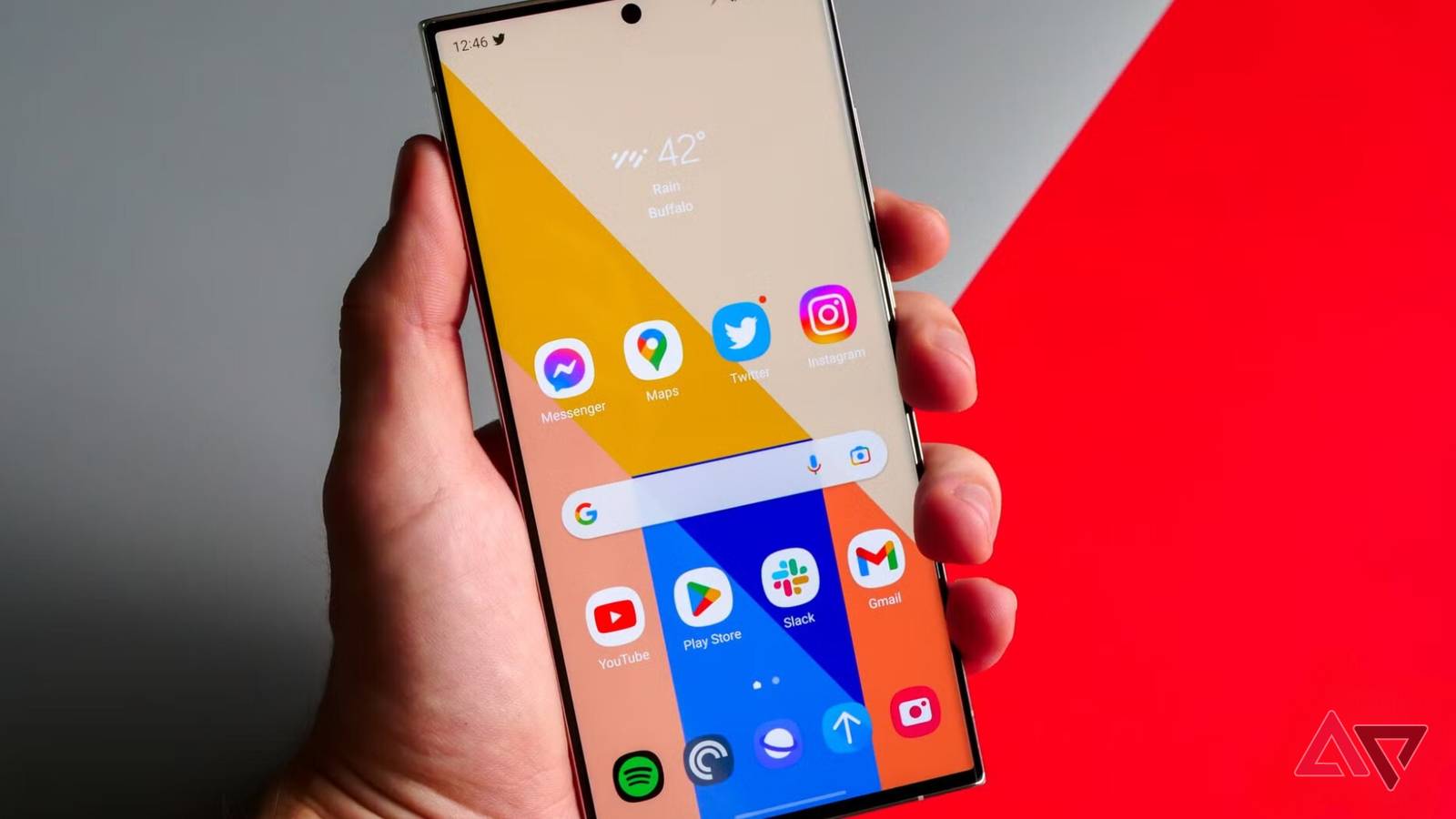 Samsung resumes the Galaxy S23's One UI 8 update