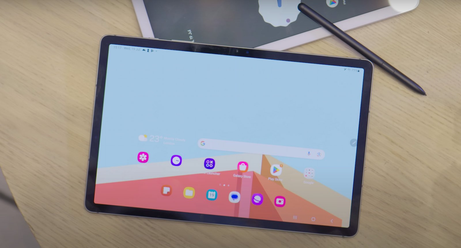 Samsung Galaxy Tab S9 gets the One UI 8.0 (Android 16) update