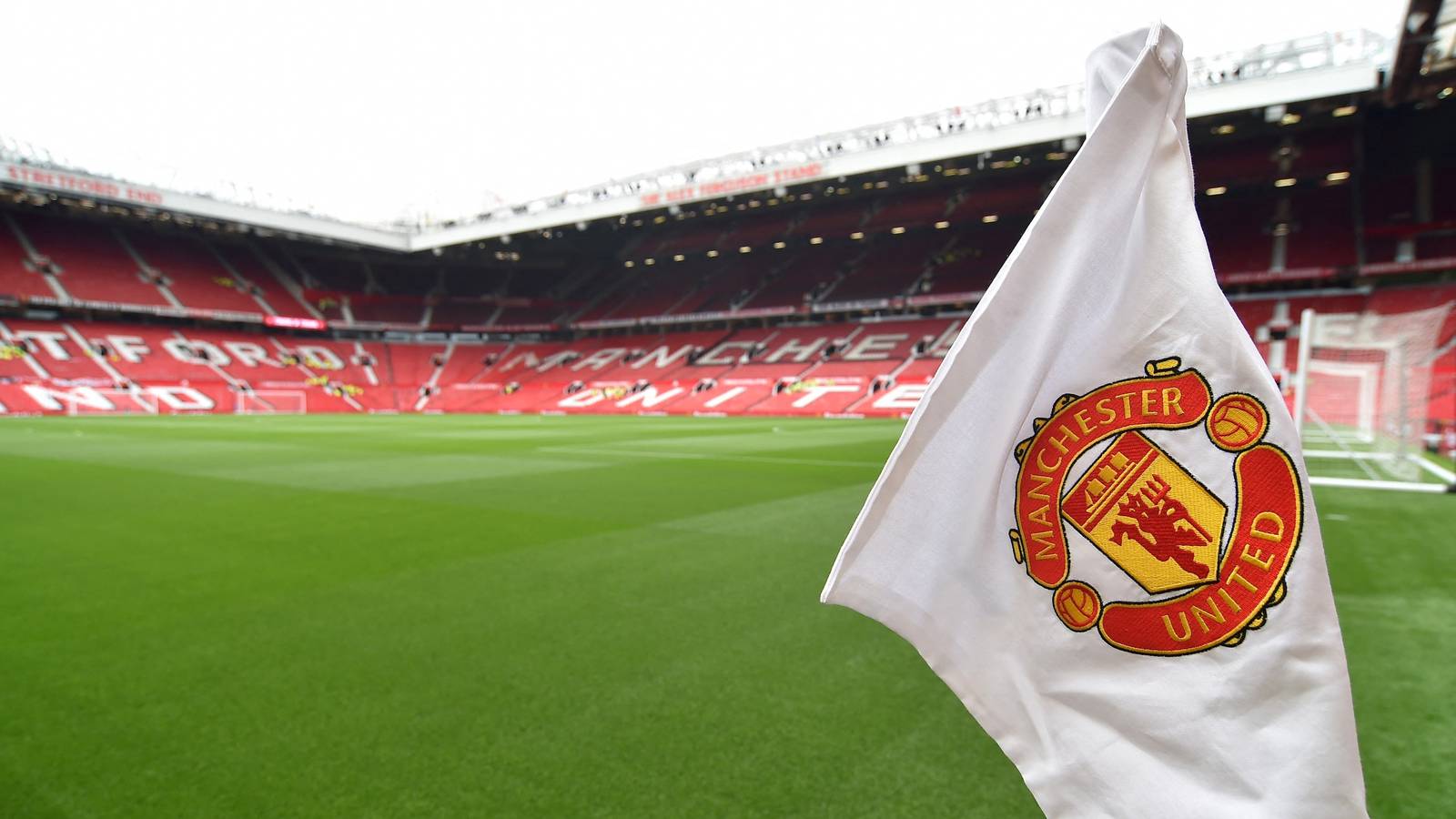 41 y/o Man Utd coach blowing people away at Carrington, destined to be top manager