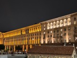 2x crop zoom low-light photos - f/1.6, ISO 3200, 1/20s - Xiaomi 15T Pro review
