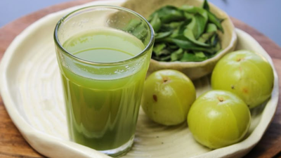 How to make amla, ginger, and curry leaves shot to regrow hair naturally this winter
