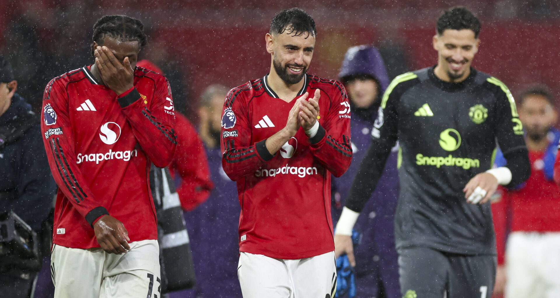 Manchester United readying bid for €85m midfielder