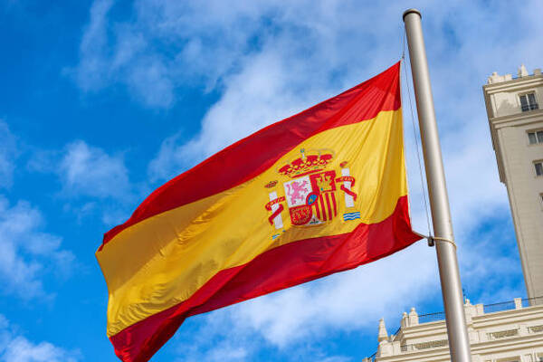Spain Issues Urgent Travel Warning As Major Changes To Entry Rules Will Take Effect From October 12