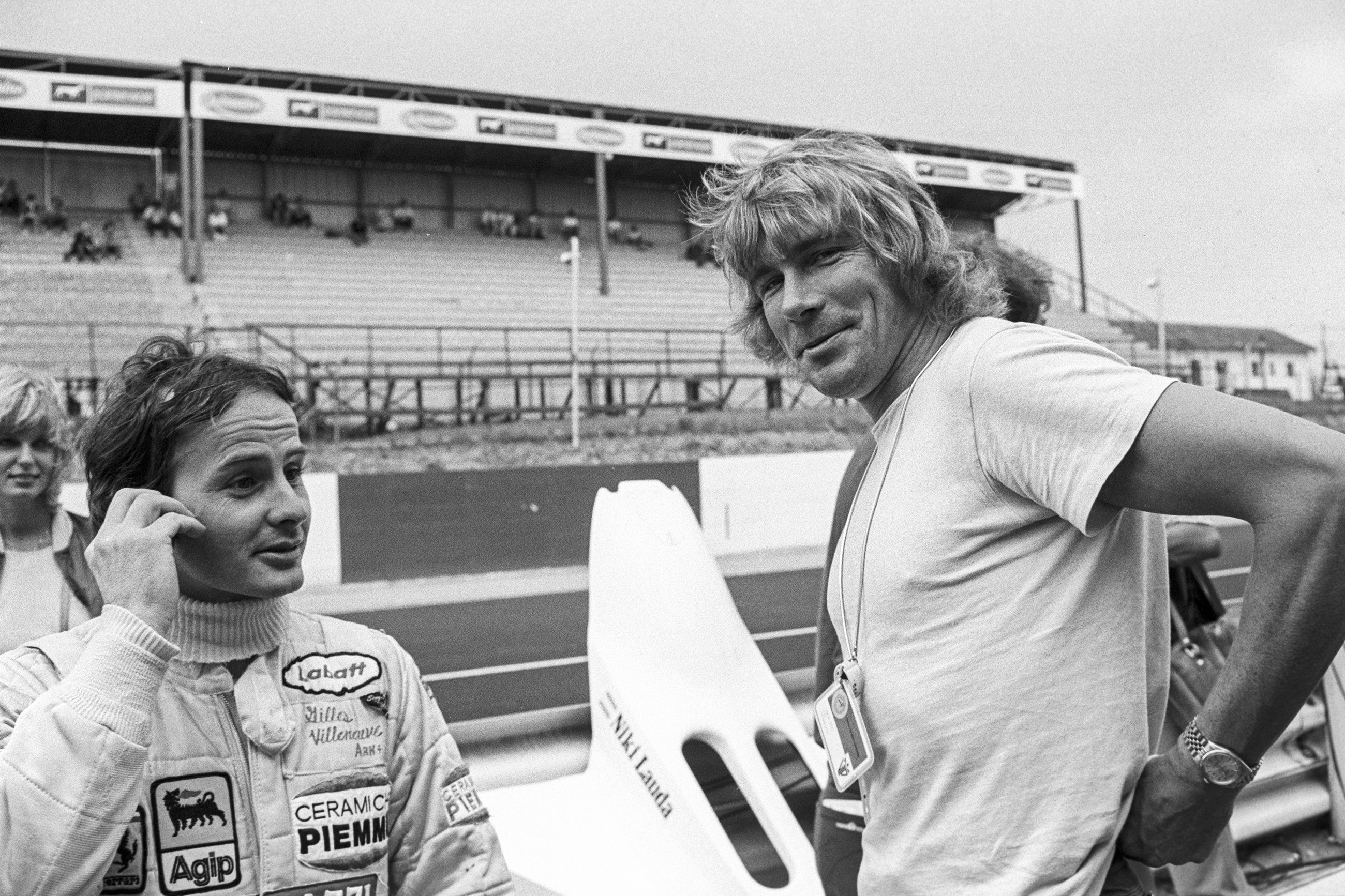 James Hunt Gilles Villeneuve 01.jpg