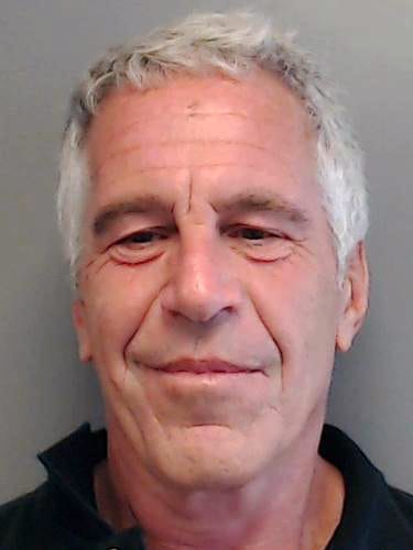 Jeffrey Epstein's death: The conspiracy that it was not a suicide jeffrey epstein, death, conspiracy theory, suicide, murder