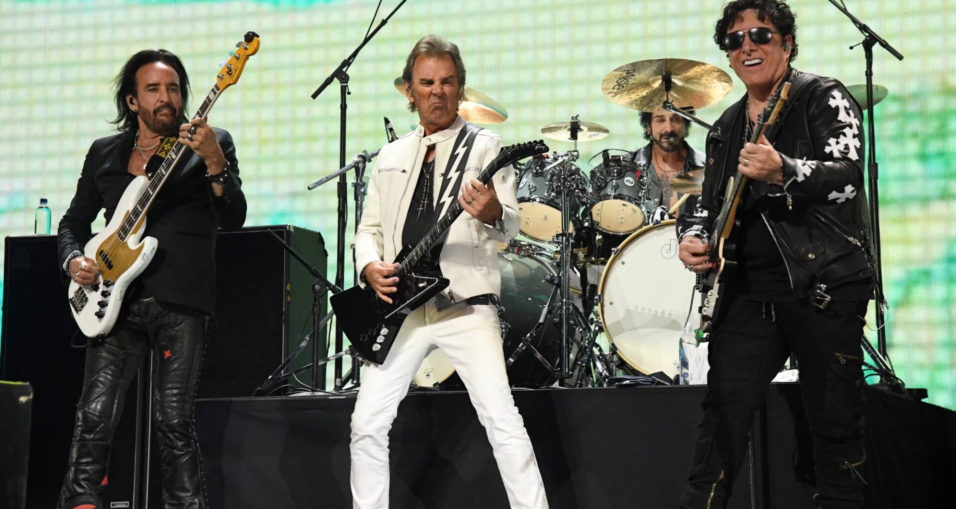 Journey's Jonathan Cain denies bandmate Neal Schon's claim that he is quitting the band