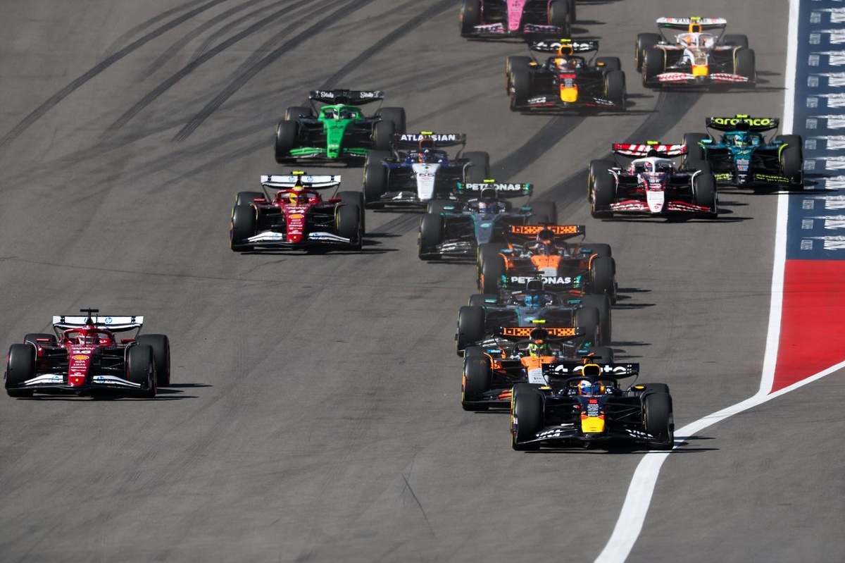 "It's a race to Turn 1"