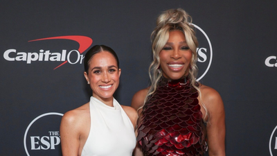 Meghan Markle and Prince Harry’s secret New York lunch with Serena Williams sparks wild fan buzz (Image via Getty) Meghan Markle and Prince Harry’s secret New York lunch with Serena Williams sparks wild fan buzz