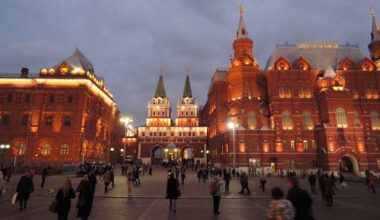 Tackling Demographic Challenges, Russia Opposes Migrants Replacing Native Population