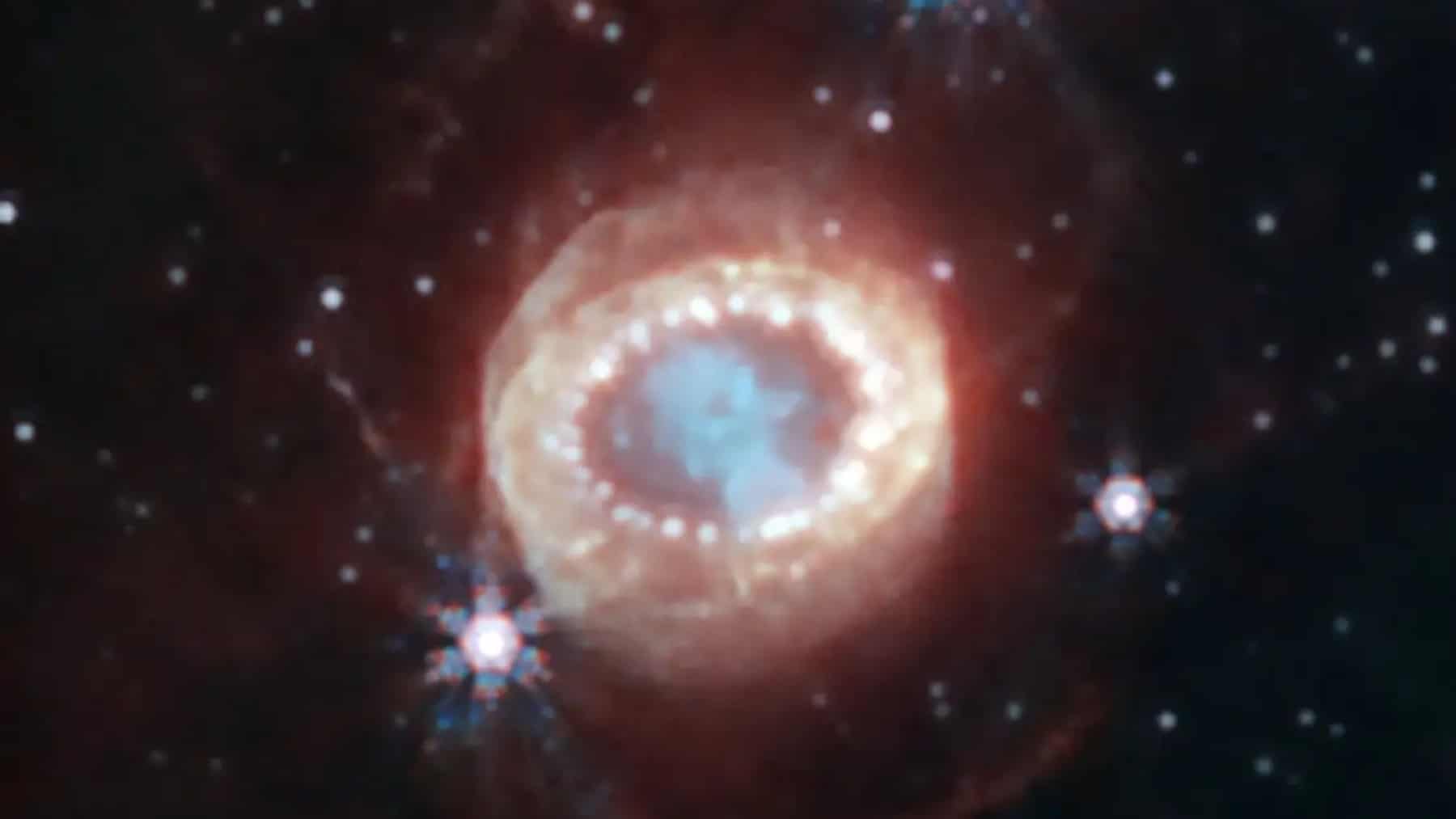 NASA alerts on rare erupting star