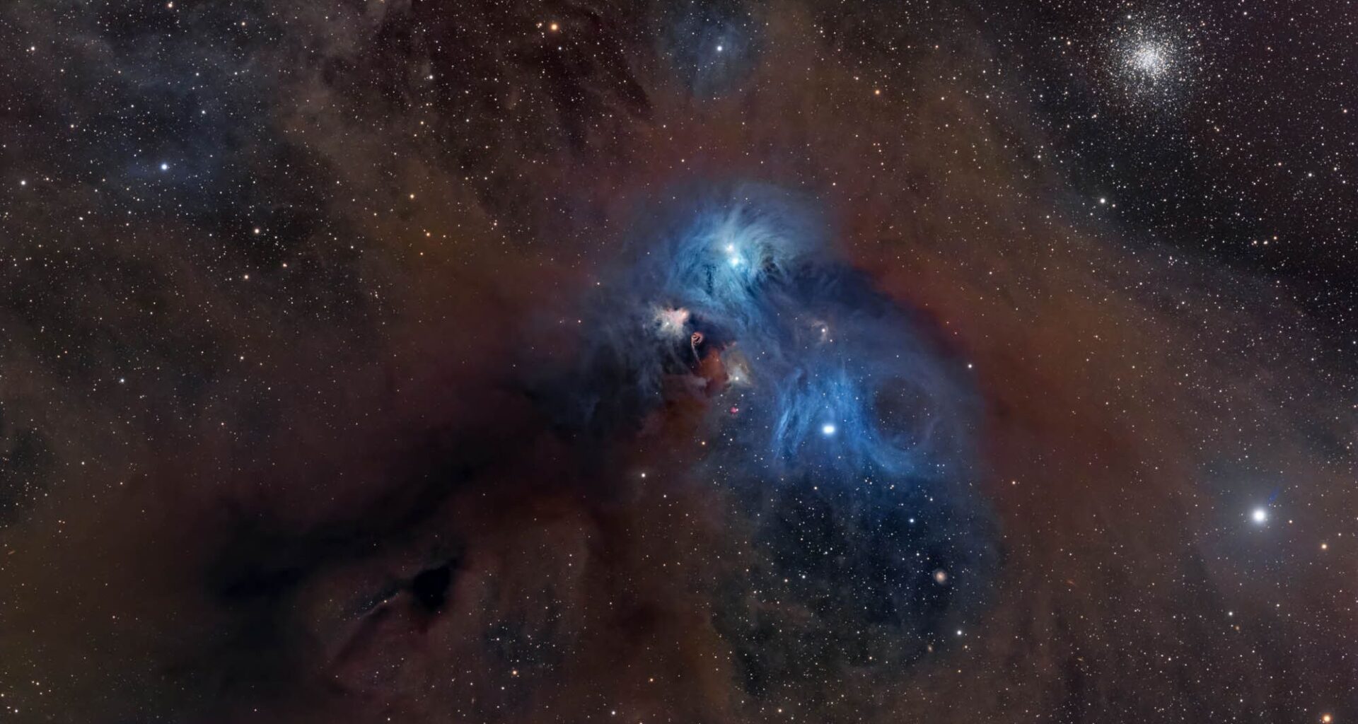 Cosmic baboon rampages through deep space in gorgeous new nebula photo