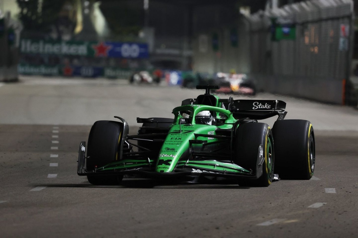 Colapinto 'braking 100 metres early' caused F1 Singapore GP spin