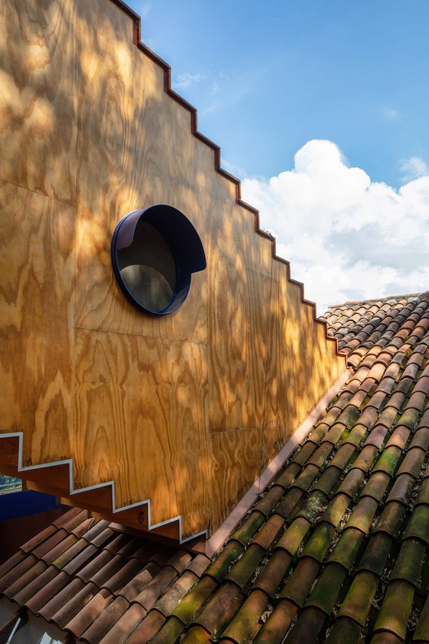 Pedro&Juana wooden annex