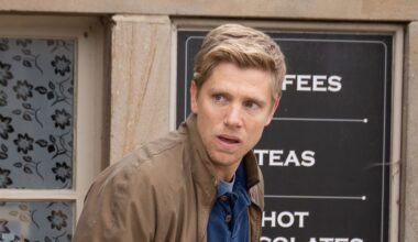 Emmerdale shocker as Robert Sugden's prison husband secret blows up in front of Aaron