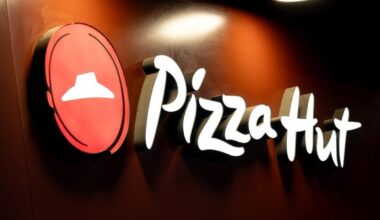 Pizza Hut to close 68 restaurants in UK
